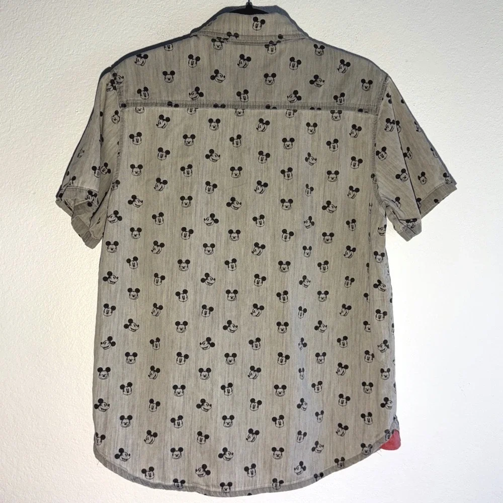 Disney Mickey Mouse Button Up Shirt Mens Small Gray All Over Print Cotton